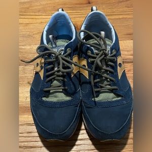 Men’s Saucony Sneakers 8.5